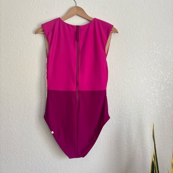NWT Summersalt The Surf One Piece Swimsuit Pink Color Block Size 8 - Picture 4 of 6